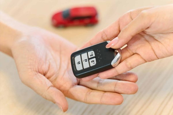 Pourquoi réserver une navette privée pour aller à Orly ?